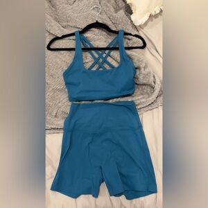 Teal Crisscross Sports Bra and Leggings Set